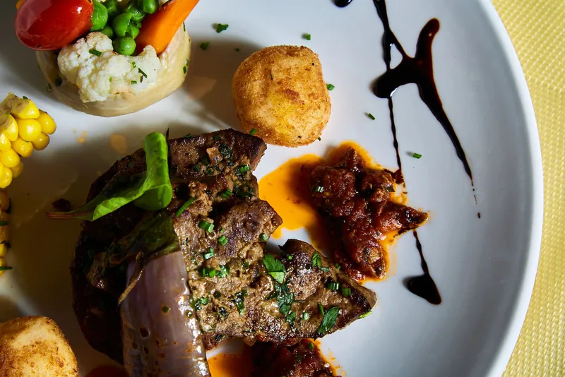Food & restaurants — Hosniart